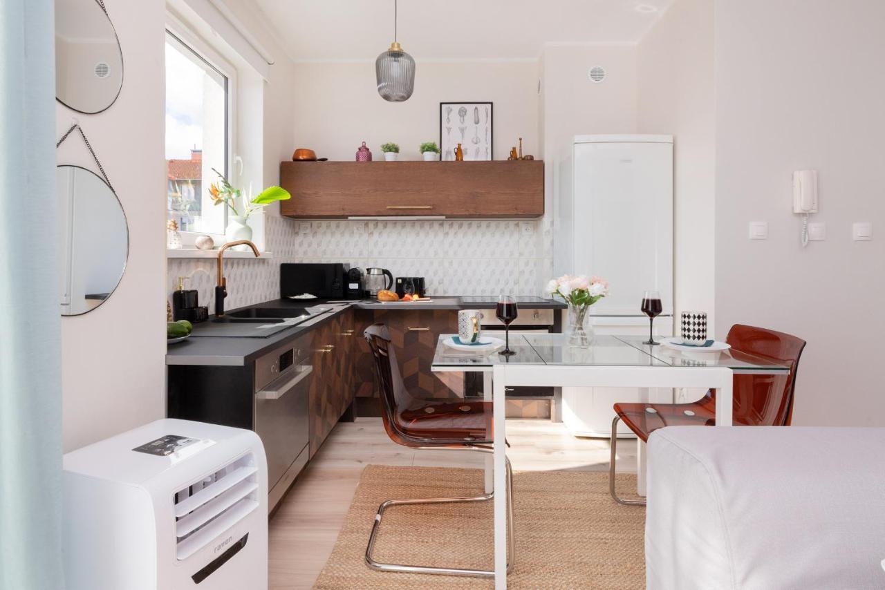 Przestronne 2 Oddzielne Sypialnie Caly Apartament W Spokojnej Dzielnicy Borkowo  Luaran gambar